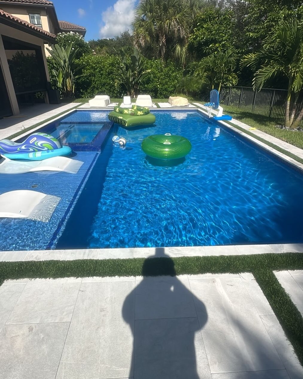 Tropical Deck
