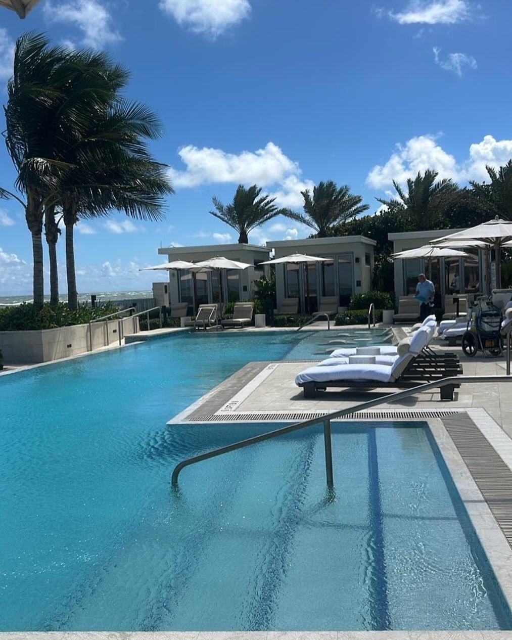 Commerical Pool Services